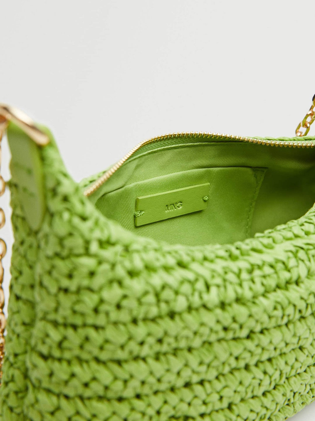 f5874b6e-13f4-447d-bcad-81edc263aa5f1665550299881MANGOWomenGreenSelfDesignStructuredShoulderBag4